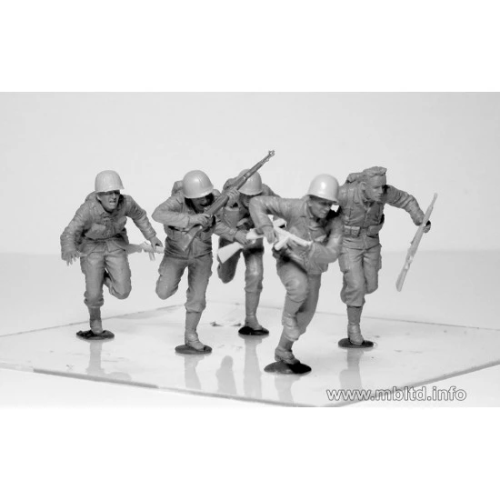 Move US Soldiers Operation Overlord period 1944 1/35 Master Box 35130