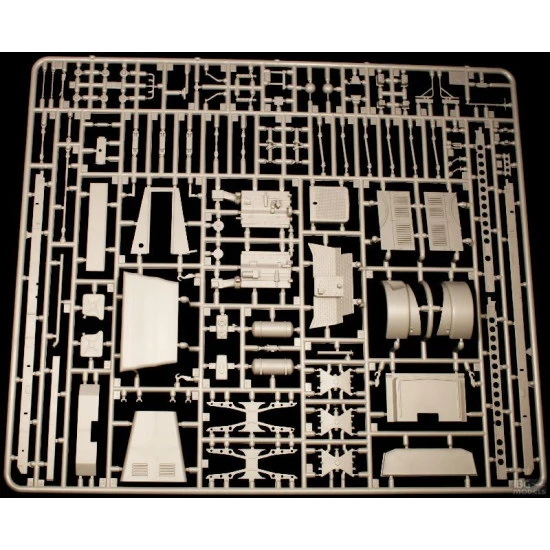 Einheitsdiesel with Bilstein recovery crane 1/35 IBG Models 35006