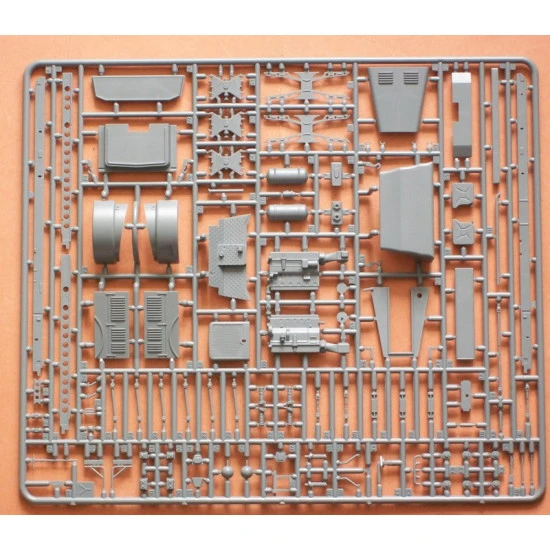 Einheitsdiesel with small field kitchen Hf.14 1/35 IBG MODELS 35007
