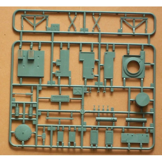 Einheitsdiesel with small field kitchen Hf.14 1/35 IBG MODELS 35007