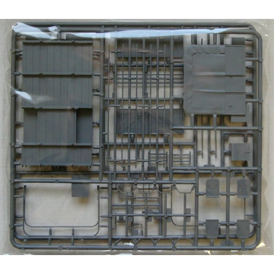 Bedford QLD General Service 1/35 IBG MODELS 35015