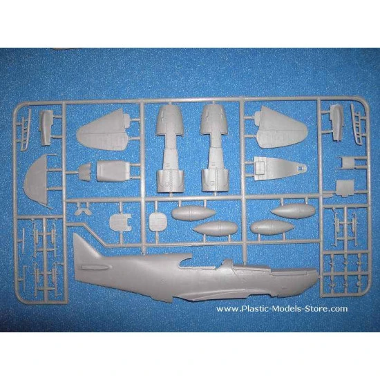 LaGG-3 series 7-11 Soviet fighter WWII 1/48 ICM 48093