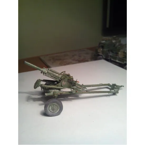 82mm mortar 2B9 Vasilyok with towing vehicle 2F54 1/35 EASTERN EXPRESS 35136