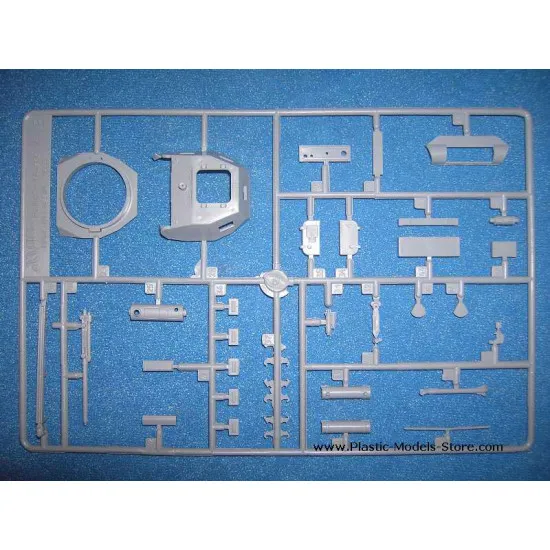 Pz.Kpfw II Ausf.C German light tank WWII 1/35 Ark Models 35018