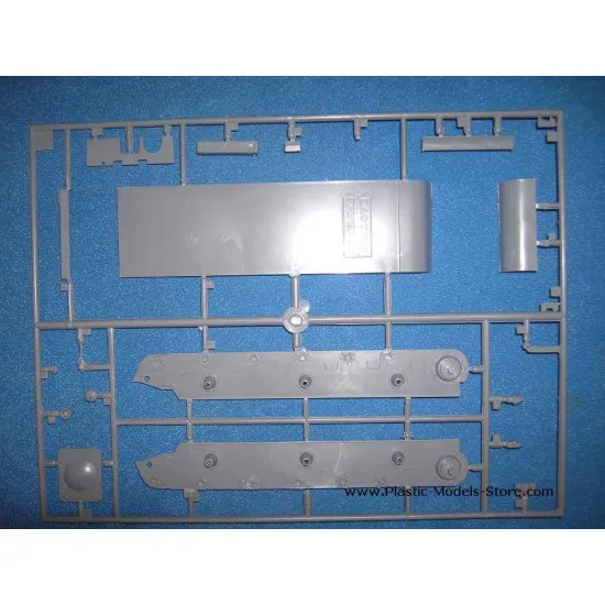 KV-1 (mod. 1941) Russian heavy tank WWII 1/35 Ark Models 35020