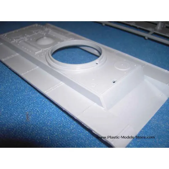 KV-1 (mod. 1941) Russian heavy tank WWII 1/35 Ark Models 35020