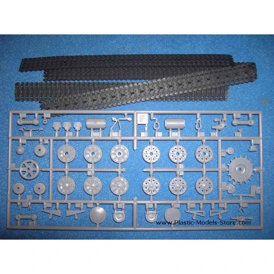 KV-1S Russian heavy tank WWII 1/35 Ark Models 35023