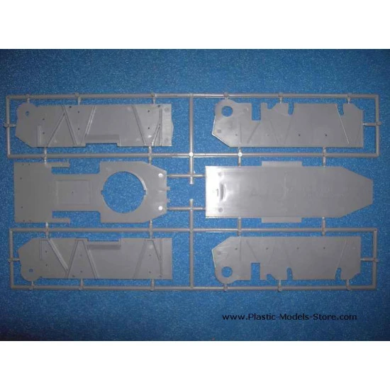 BT-7M Soviet artillery tank WWII 1/35 Ark Models 35027