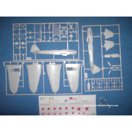 Ilyushin IL-2m3 Flying Tank Soviet fighter 1/72 TOKO 101