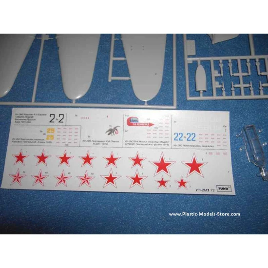 Ilyushin IL-2m3 Flying Tank Soviet fighter 1/72 TOKO 101