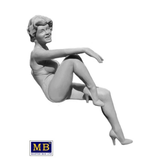 UNITED STATES GIRL PIN UP SERIES SAMANTHA PLASTIC MODEL KIT 1/24 MASTER BOX 24006