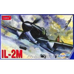 Ilyushin IL-2m Flying Tank Soviet fighter 1/72 TOKO 132