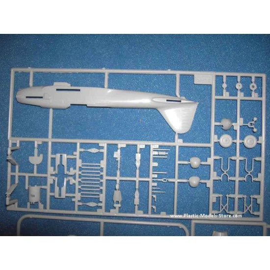 Ilyushin IL-2m Flying Tank Soviet fighter 1/72 TOKO 132