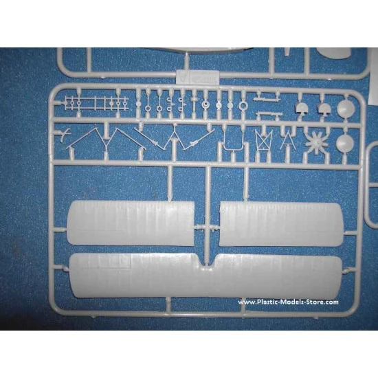 Sopwith 1 1/2 Strutter Comic fighter British aircraft WWI 1/72 TOKO 140