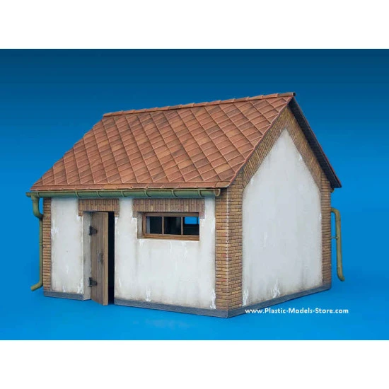 EUROPEAN BARN building 1/35 Miniart 35534