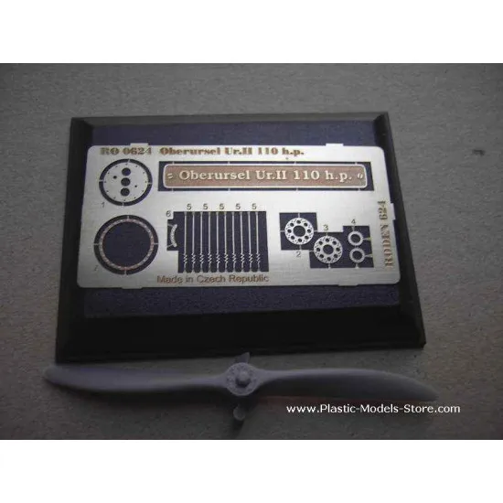 Oberursel Ur.II Fighter Engine with base and PE set WWI 1/32 Roden 624