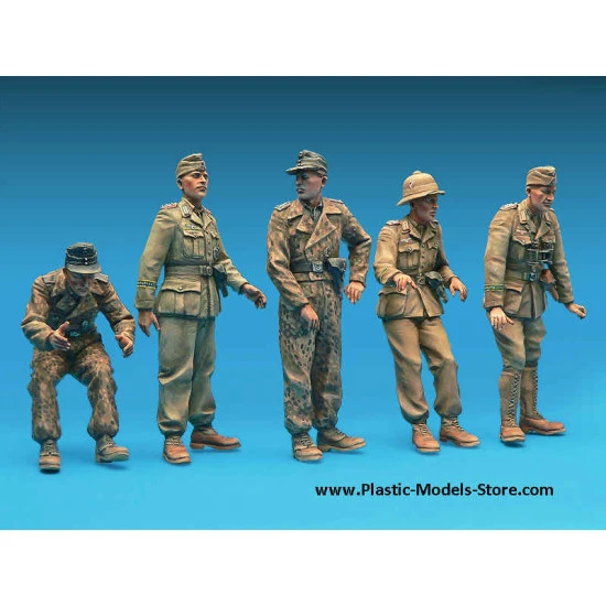 GERMAN ARMORED CAR CREW 5 fig. 1/35 Miniart 35072 GERMAN ARMORED CAR CREW 5 fig. 1/35 Miniart 35072