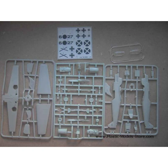 Messerschmitt Bf 109 B1 german fighter WWII 1/72 Avis 72009