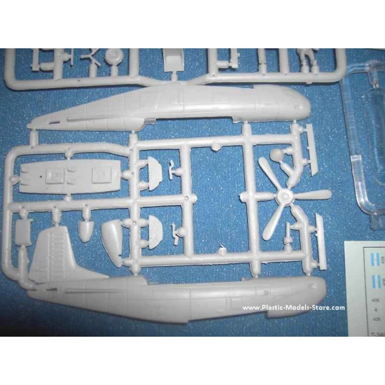 Beechcraft T-34C Turbo-Mentor ARGENTINIAN Armada aircraft 1/72 Sky-High 7225