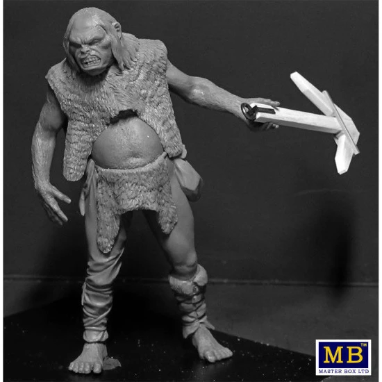 WORLD OF FANTASY GIANT BERGTROLL PLASTIC MODEL KIT 1/24 MASTER BOX 24014