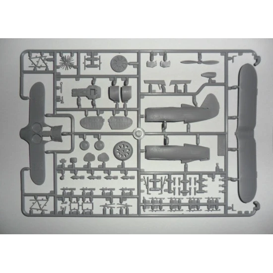 PLASTIC MODEL AIRPLANE I-153, WWII FINNISH AIR FORCE FIGHTER 1/72 ICM 72075