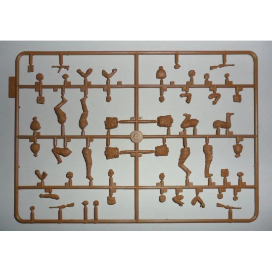 PLASTIC MODEL FIGURE SOVIET TANK RIDERS 1943-1945 4 FIGURES 1/35 ICM 35640