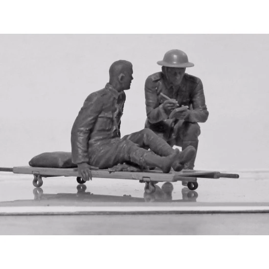 WWI US MEDICAL PERSONNEL 4 FIGURES AND MODEL STRETCHER 1/35 ICM 35694