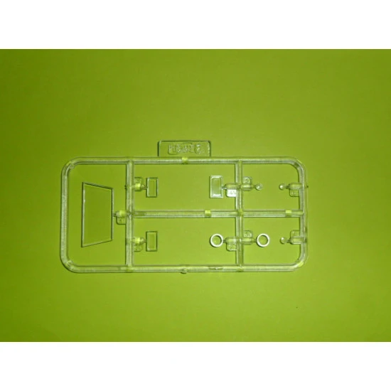 MODEL T 1917 AMBULANCE, WWI AMERICAN CAR 1/35 ICM 35661