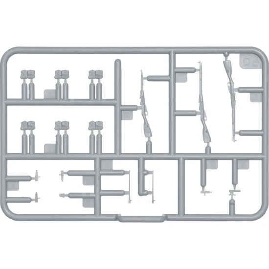 SOVIET ASSAULT INFANTRY (WINTER CAMOUFLAGE CLOAKS) 1/35 MINIART 35226