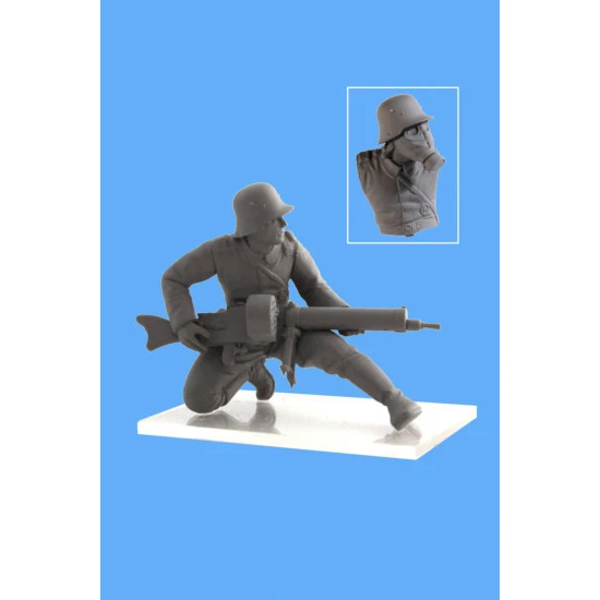 GERMAN INFANTRY IN GAS MASKS (1918) (4 FIGURES) 1/35 ICM 35695