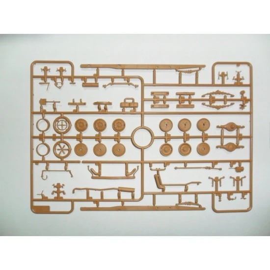 TYP L3000S, WWII GERMAN TRUCK 1/35 ICM 35420