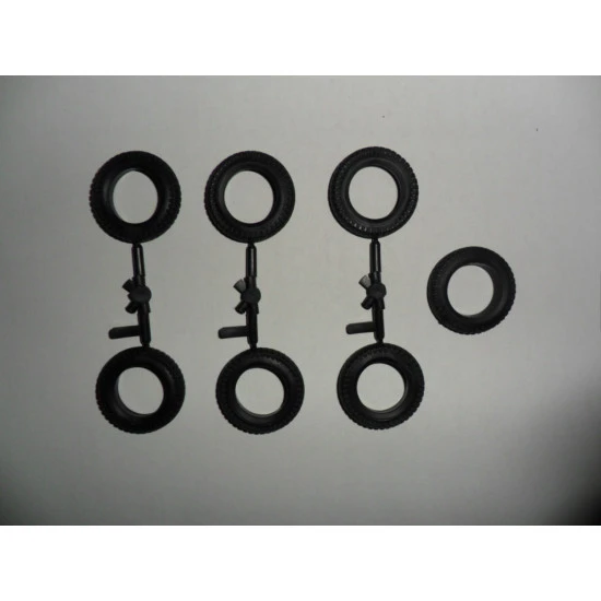 TYP L3000S, WWII GERMAN TRUCK 1/35 ICM 35420