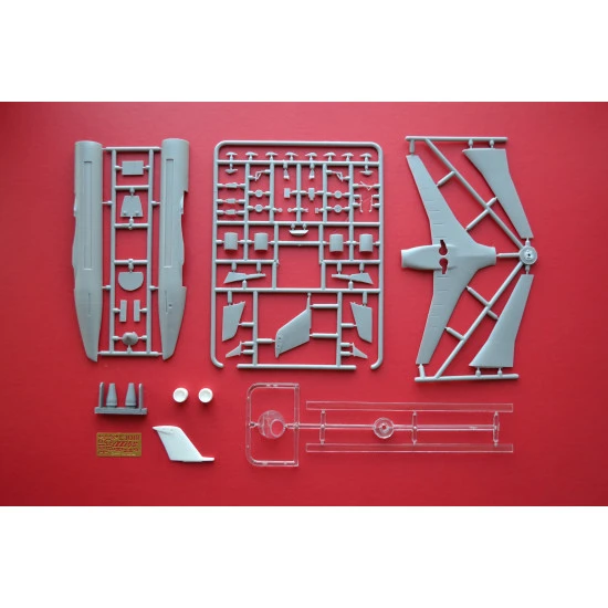 PLASTIC MODEL AIRPLANE KIT CRJ-200 1/144 BIG PLANES KITS 14402