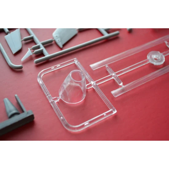 PLASTIC MODEL AIRPLANE KIT CRJ-200 1/144 BIG PLANES KITS 14402