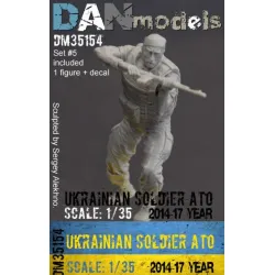 Us Stock Ukrainian Soldier 2014-ukraine. Ato, Set 5 Resin 1 Soldier And Decal 1/35 Dan Models 35154