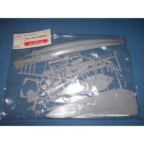 Battleship HMS ROYAL SOVEREIGN 1915 Arkhangelsk 1/500 Eastern Express 40002