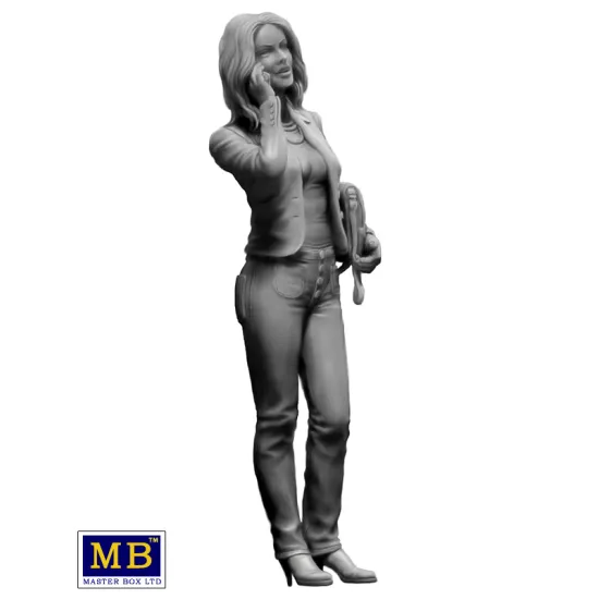 Us Stock Kate - Be Right There Dangerous Curves Series Plastic Model Kit 1/24 Master Box 24026