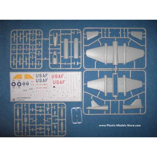 B-57A / RB-57A Canberra Night intruder 1/144 Amodel 1431