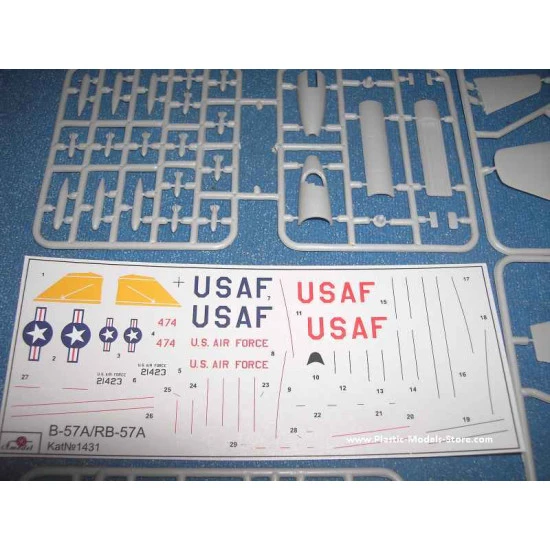 B-57A / RB-57A Canberra Night intruder 1/144 Amodel 1431