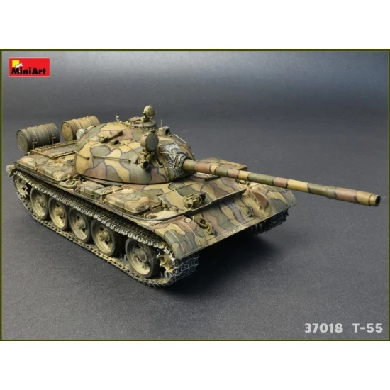 SOVIET MEDIUM TANK T-55 SAMPLE OF 1963 ( INTERIOR KIT ) 1/35 MINIART 37018