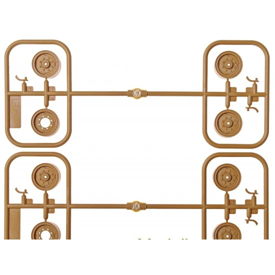 Scale plastic model kit Soviet recovery truck MTO-AT (ZIL-131) 1/35 ICM 35520