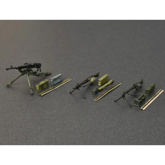 GERMAN MACHINEGUNS SET 1951 1/35 MINIART 35250