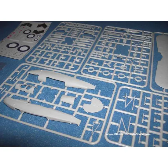 Hawker Osprey British Biplane 1/72 Amodel 72193