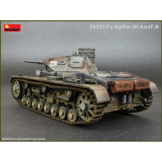 MEDIUM TANK PZ.KPFW.III AUSF.B WITH 5 CREW FIGURES - PLASTIC MODEL SCALE 1/35 MINIART 35221