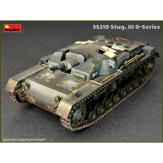 STUG III 0-SERIES - PLASTIC MODEL SCALE 1/35 MINIART 35210