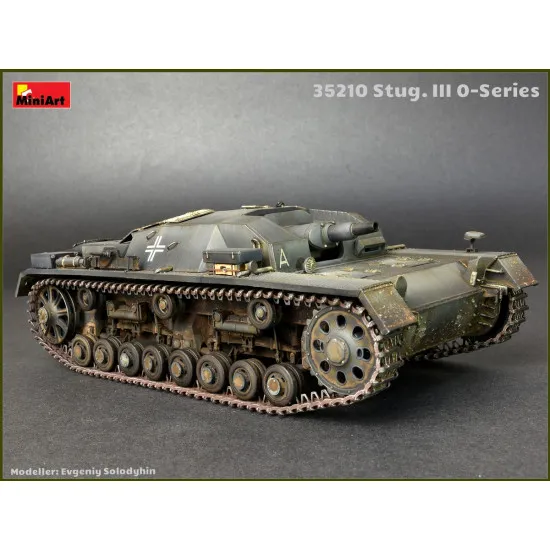 STUG III 0-SERIES - PLASTIC MODEL SCALE 1/35 MINIART 35210