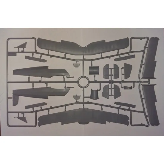 BÃœCKER BÃœ 131D, WWII GERMAN TRAINING AIRCRAFT SCALE PLASTIC MODEL 1/32 ICM 32030