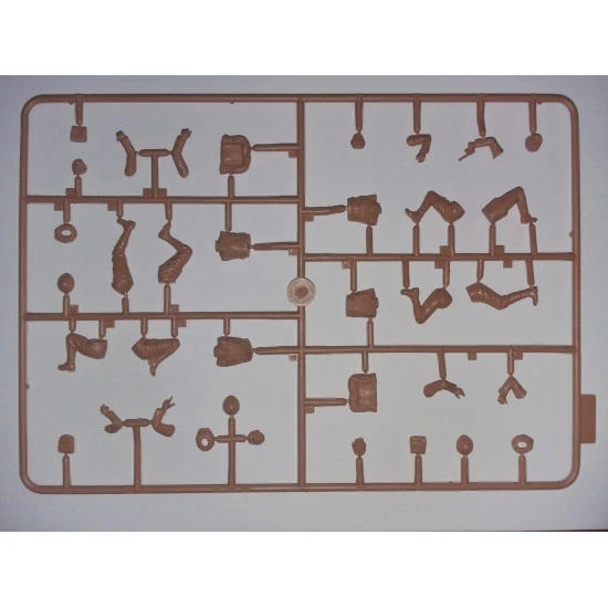 PLASTIC MODEL FIGURES KIT WWI TURKISH INFANTRY 1915-1918 1/35 scale ICM 35700