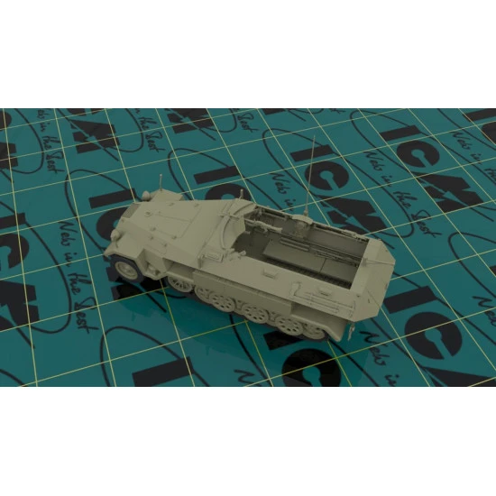 SD.KFZ.251/1 AUSF.A WWII GERMAN ARMOURED PERSONNEL CARRIER SCALE 1/35 ICM 35101