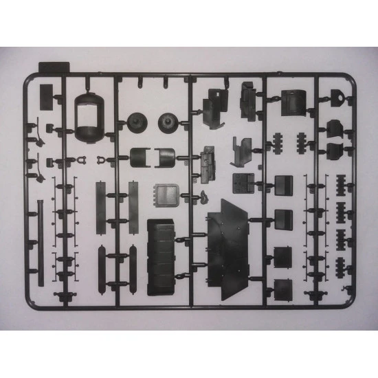 T-34-85 WWII SOVIET MEDIUM TANK SCALE 1/35 ICM 35367